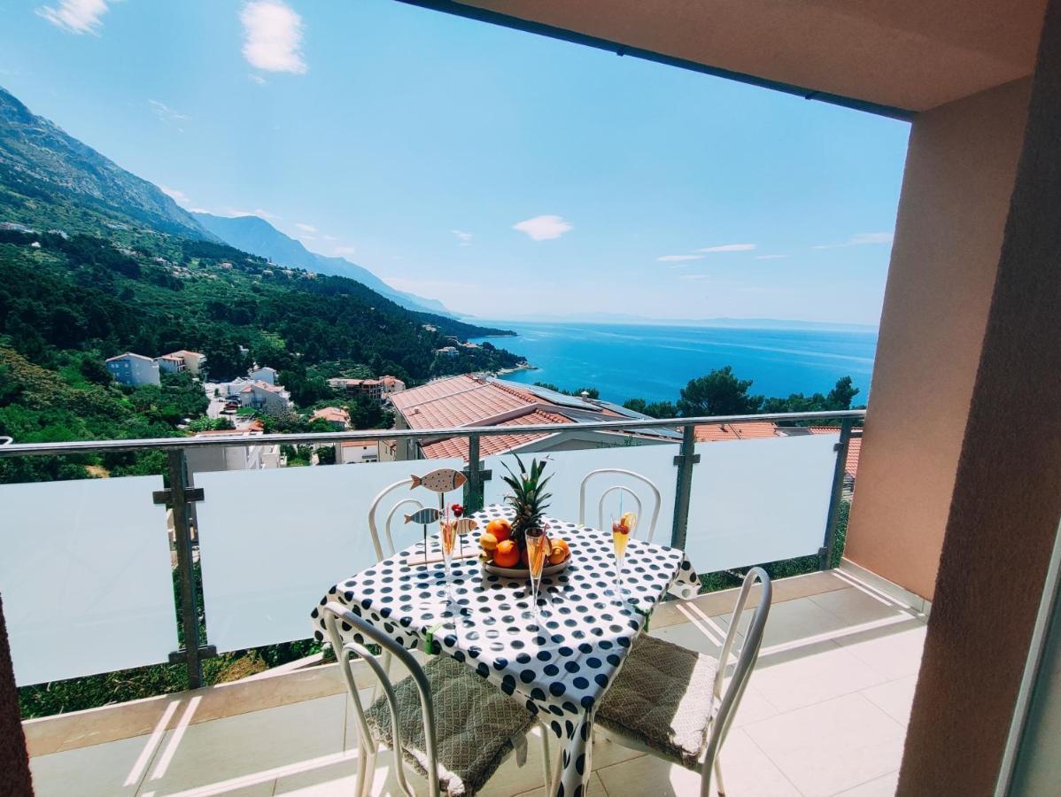 Apartmani Nada Mustapic Brela Buitenkant foto